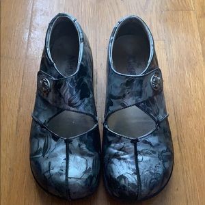 Women’s Alegria shoes